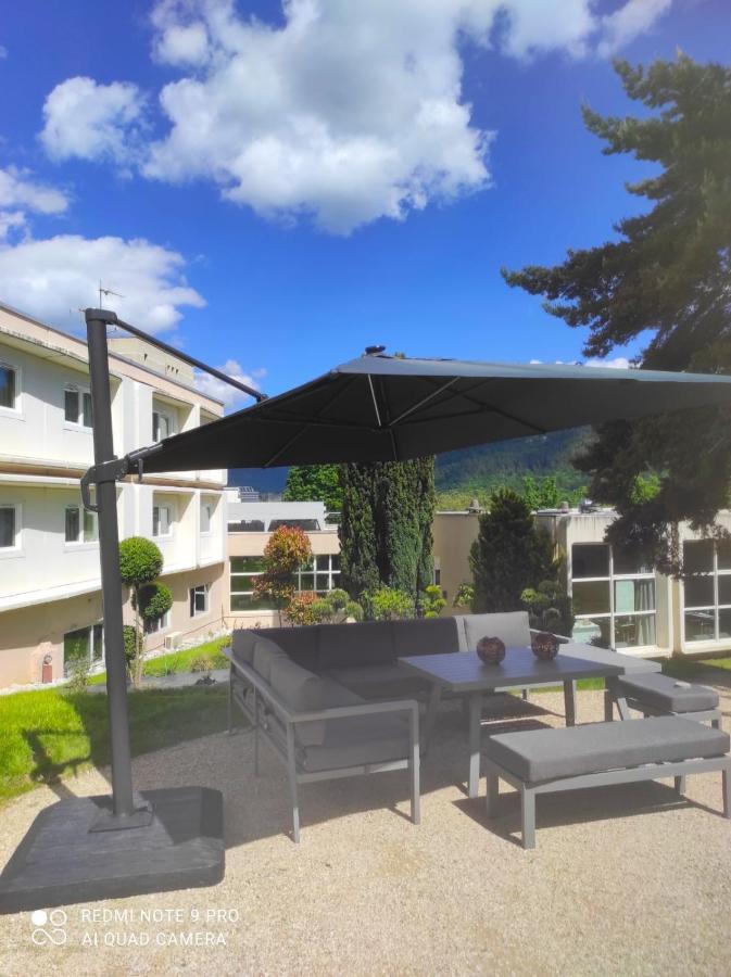 Mercure Annecy Sud Сейно Екстериор снимка